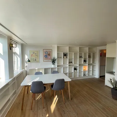 Elegant In * Copenhagen